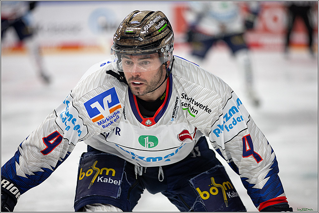 PENNY DEL;  Koelner Haie - Iserlohn Roosters; Koeln, 01.03.2022